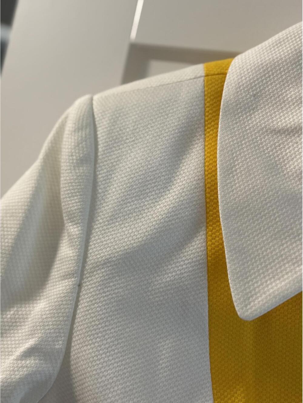 Vintage Donna Toran Yellow and White Colorblock Short Sleeve Blouse Size 10 - Picture 5 of 8